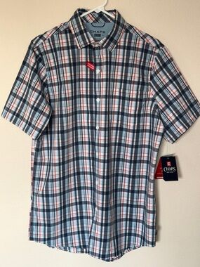 Chaps Everyday Performance button down, Size Medium